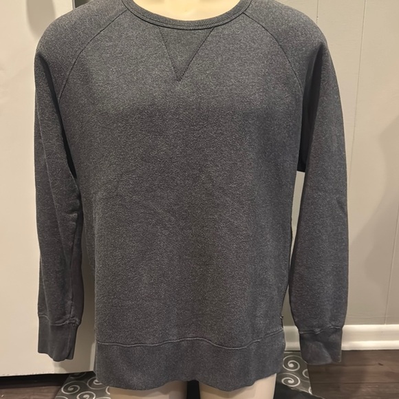 UGG dark heather gray crewneck long sleeve sweatshirt. Zipper sideseams. Large. - Picture 1 of 6